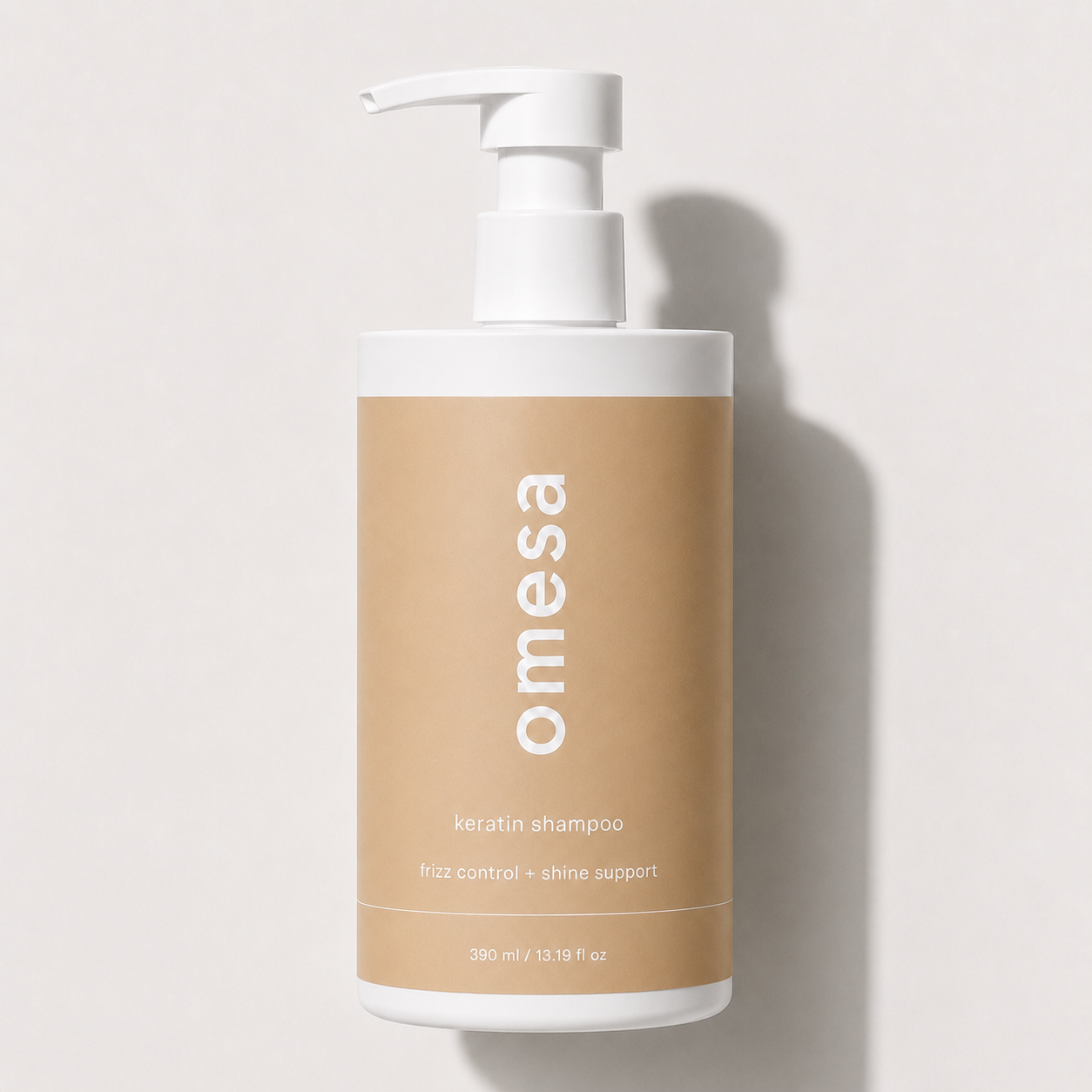 OMESA Keratin Volumen-Shampoo für kräftiger und glänzender wirkendes Haar